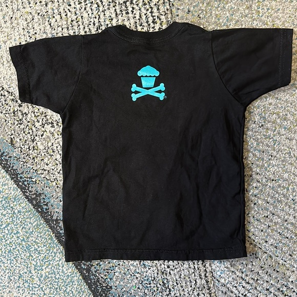 New Johnny Cupcakes Toddler tshirt size 3T - Picture 7 of 7